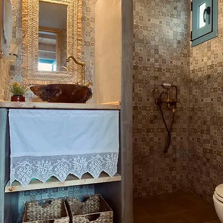 Rustic House Archangelos Appartement