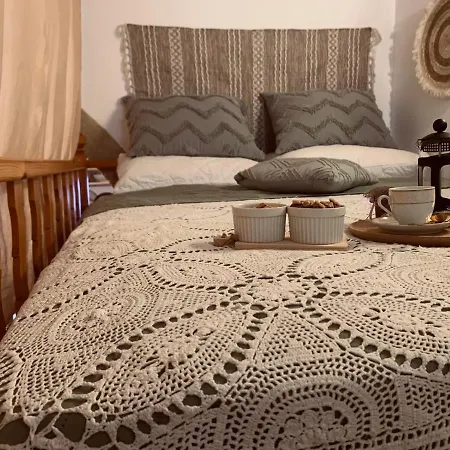 Rustic House Archangelos Appartement *
