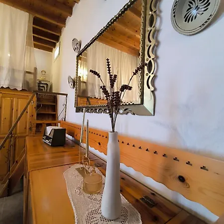 Rustic House Archangelos *