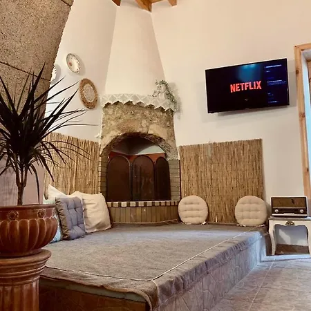 Rustic House Archangelos Apartamento *