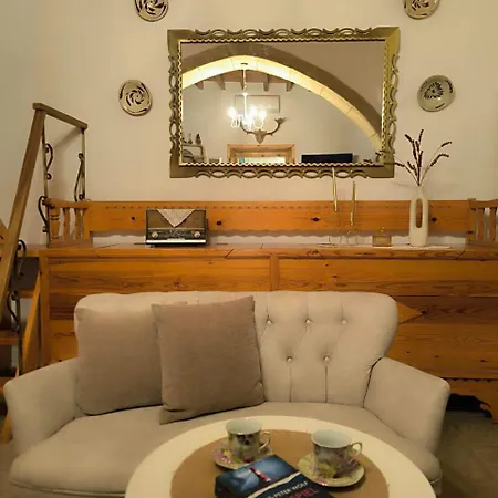 Apartamento Rustic House Archangelos